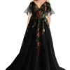 Floral Embroidery Wedding Dress for Bride A Line Long Tulle Boho Could Shoulder Sleeves Outdoor Country Gowns