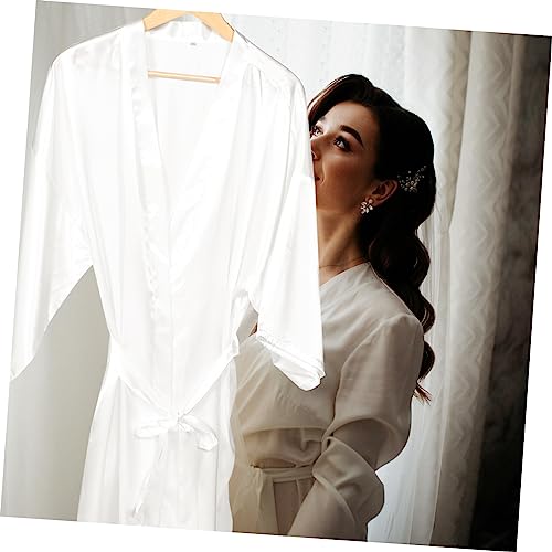 Robe for Brides and Bridesmaids Lightweight Artificial Silk Sleepwear for Wedding Day Elegant Morning Gown for Bridal Shower and