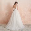 Women's Wedding Dress for Bride Lace Applique Evening Dress V Neck Straps Ball Gowns