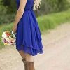 Halter Short Bridesmaid Dresses 2025 Western Wedding Guest Dress A Line Ruffle Pleated Summer Formal Party Gowns